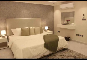 Luxury apartment prime location